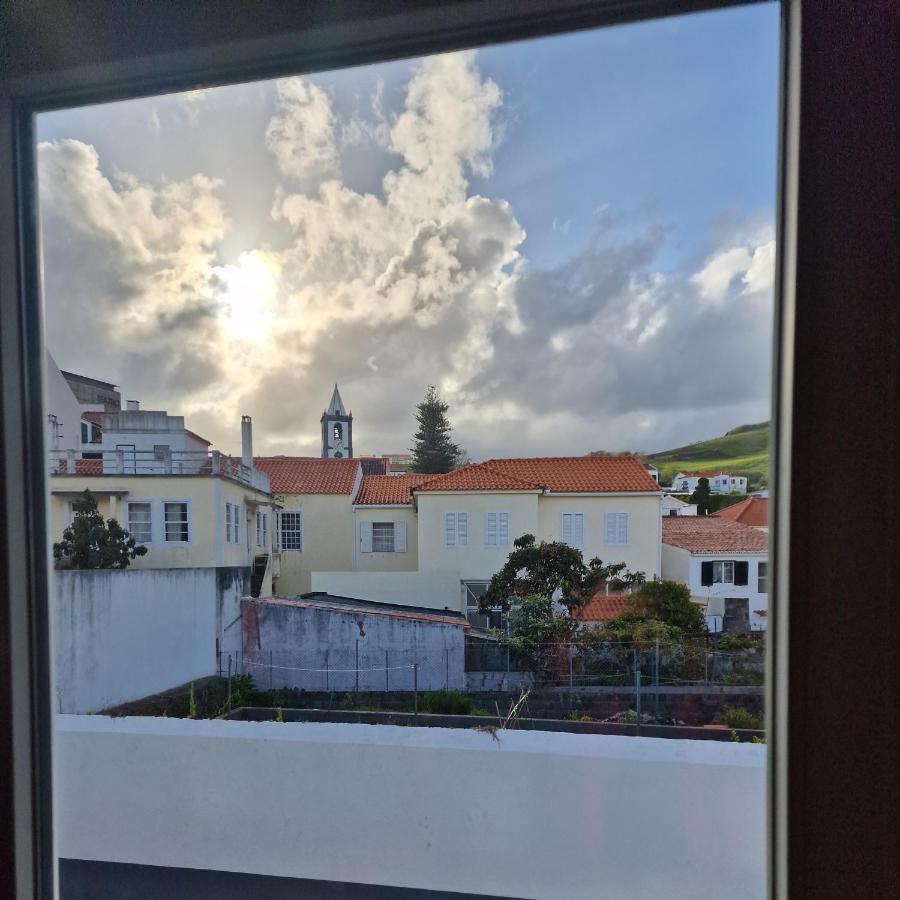 Apartamentos Garrett Horta  Bagian luar foto