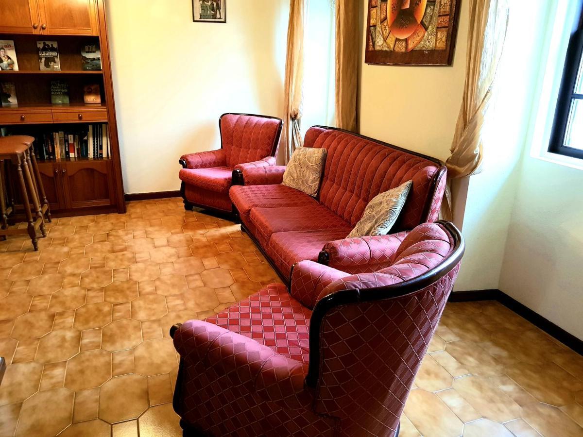 Apartamentos Garrett Horta  Bagian luar foto